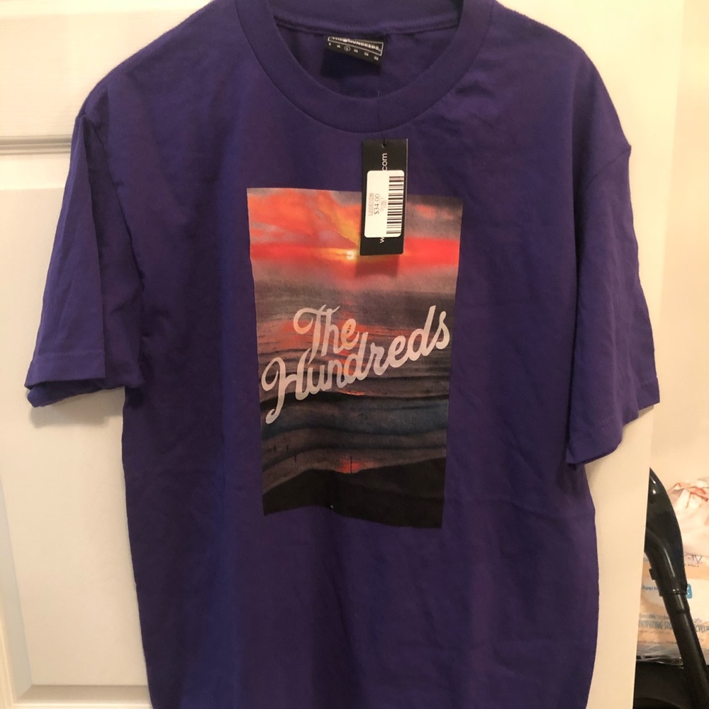 Men’s The Hundreds T-Shirt Size Large